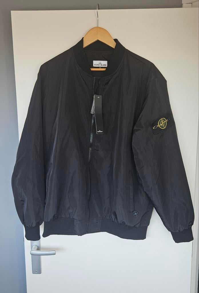 Stone Island jas - Nieuw (valt als XL), Ophalen of Verzenden
