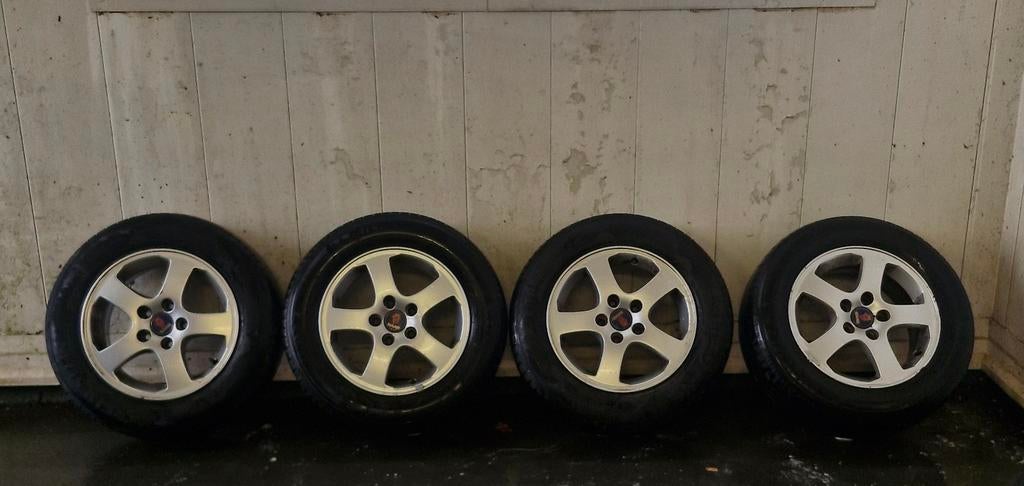 15 inch Saab 3-9 velgen met goeie zomerbanden,, Auto-onderdelen, Banden en Velgen, Gebruikt, 15 inch, Banden en Velgen, Ophalen of Verzenden