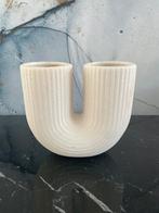 Organische vaas met ribbel effect, Overige materialen, Overige kleuren, Ophalen of Verzenden, Zo goed als nieuw