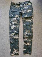 Lange broek spijkerbroek legerprint maat 40, Overige kleuren, Nieuw, Ophalen of Verzenden, W30 - W32 (confectie 38/40)