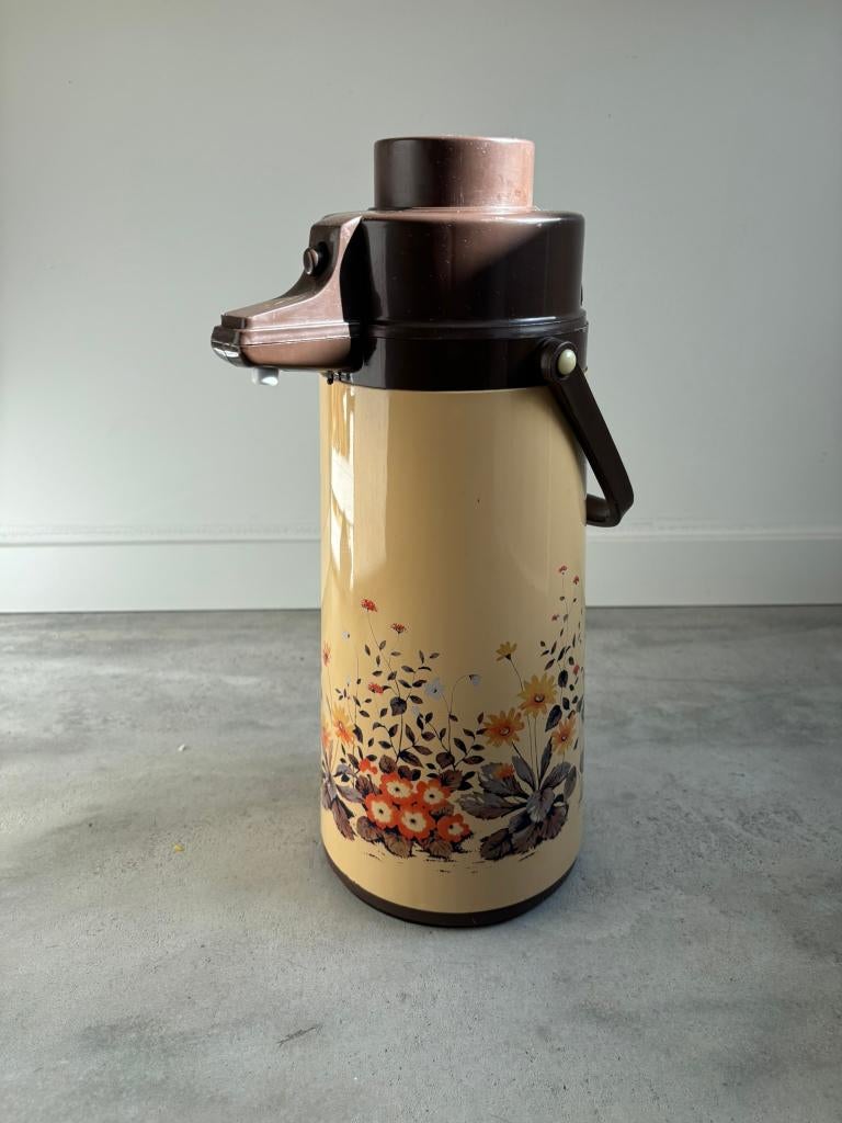 Vintage thermoskan bloemen decor 1982, Huis en Inrichting, Keuken | Servies, Overige materialen, Gebruikt, Overige typen, Ophalen of Verzenden