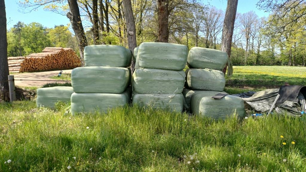 Plastic gewikkelde Hooibalen, vierkante plastic balen, Dieren en Toebehoren, Dierenvoeding, Ophalen, Vee