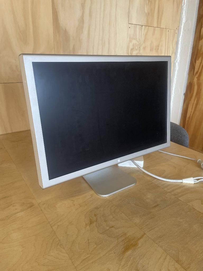 Apple Cinema display 20 inch, Gebruikt, Thunderbolt, Ophalen of Verzenden, Onbekend