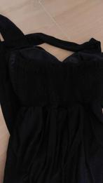 Te koop gala zwart jurk mt L, Ophalen of Verzenden, Zo goed als nieuw, Zwart, Onder de knie