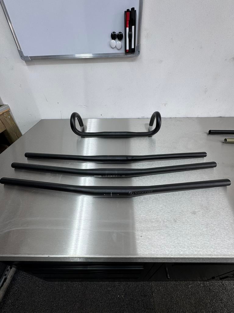 Sturen voor Mountainbike + een race, Verzenden, Zo goed als nieuw