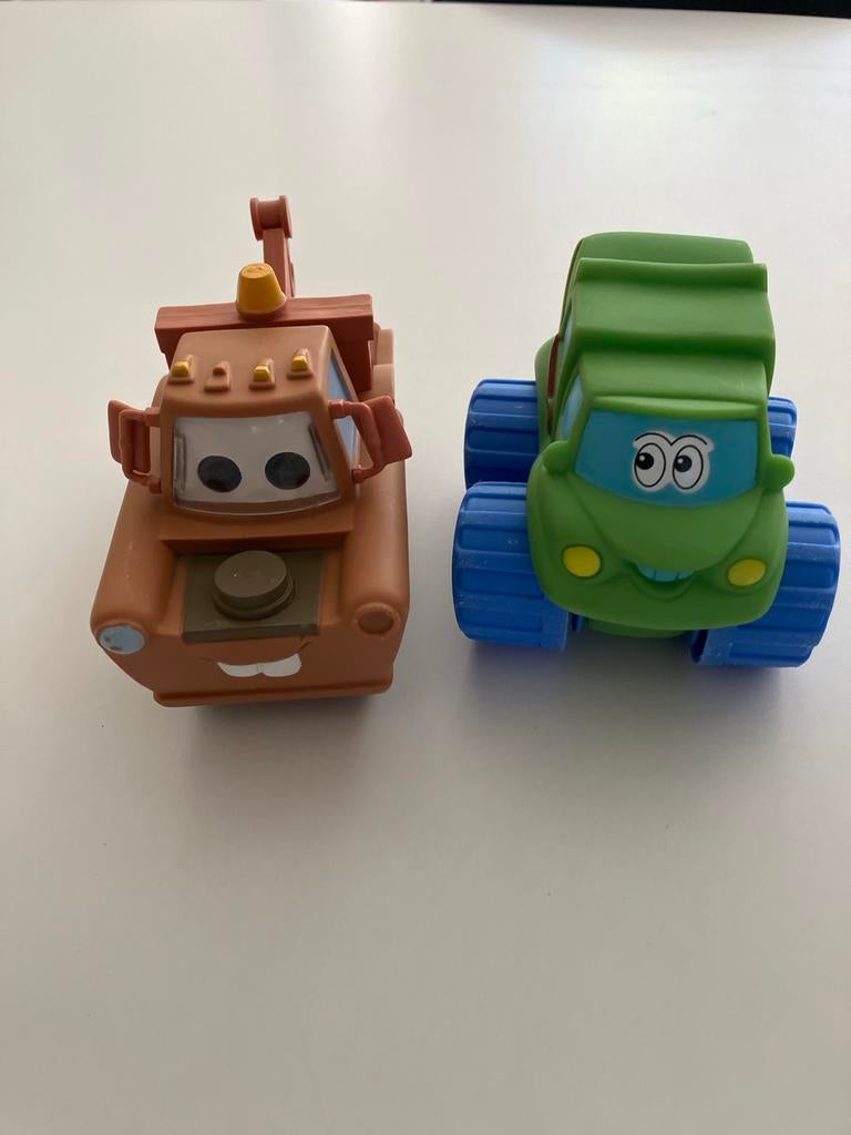 Cars Mater en Groene Vrachtwagen Speelgoedauto's, Kinderen en Baby's, Speelgoed | Speelgoedvoertuigen, Ophalen, Gebruikt