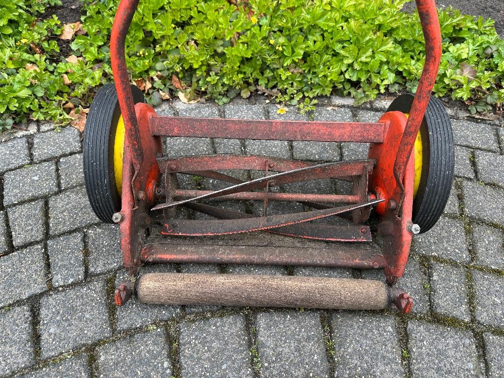Wolf Garden handgrasmaaier (maaibreedte 30 cm), Tuin en Terras, Grasmaaiers, Ophalen, Gebruikt, Handgrasmaaier, 30 t/m 39 cm