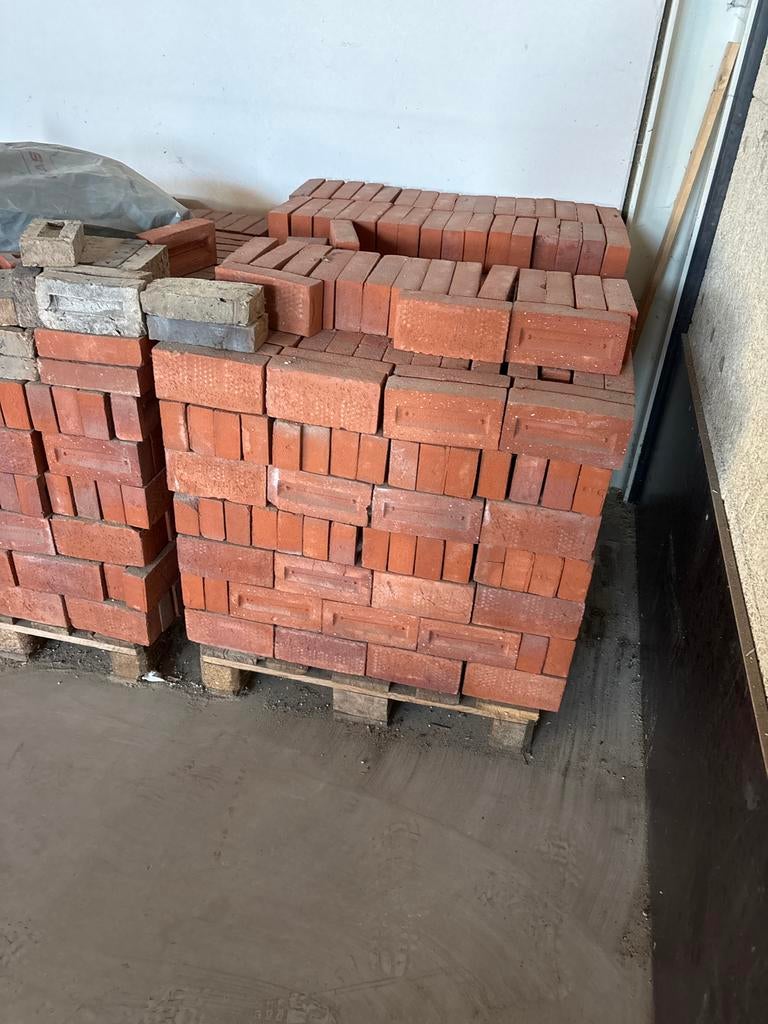 Rode bakstenen 55mm hoog x 215 x 100 oranje, Doe-het-zelf en Verbouw, Metselstenen, Ophalen, Nieuw, Bakstenen