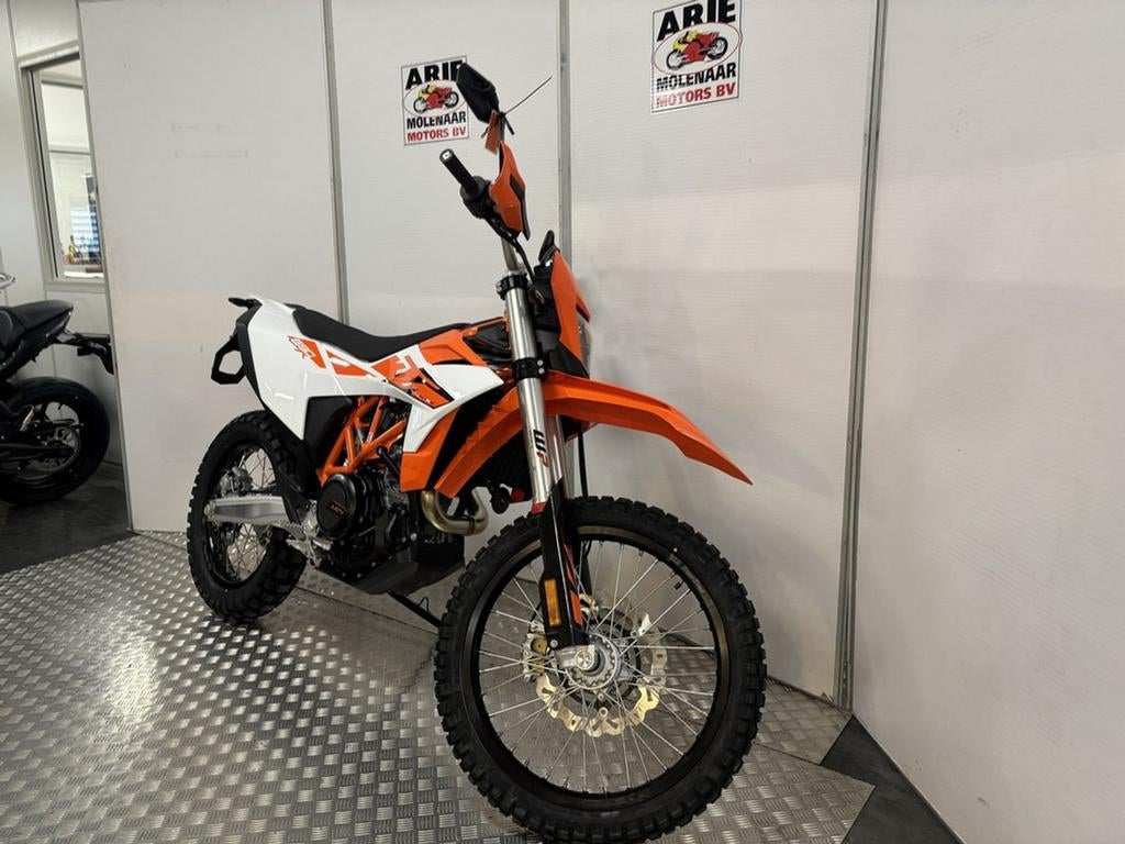 KTM 690 ENDURO R (bj 2025 model 2026), KTM, Bedrijf, Onbekend, Enduro