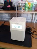 Sony portable radiowekker - Antenne defect, werkt perfect, Ophalen
