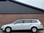 Volkswagen Passat Variant 2.0 FSI COMFORTLINE | NL-AUTO!, Stof, Gebruikt, Beige, 4 cilinders