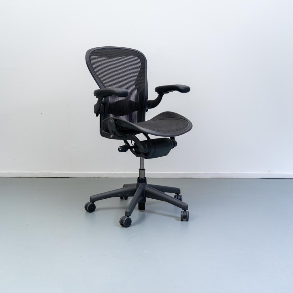 4x Herman Miller Aeron bureaustoel C Antraciet, Huis en Inrichting, Bureaustoelen, Niet ingevuld, Gaming bureaustoel, Niet ingevuld