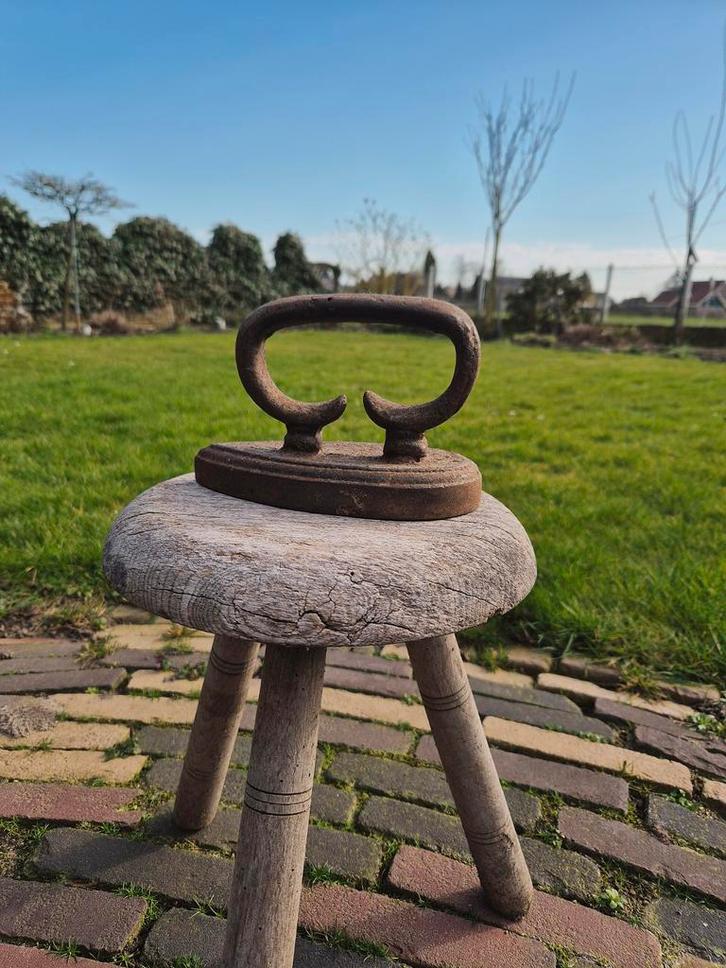 Antiek Gietijzeren Strijkijzer / Platstrijkijzer, Antiek en Kunst, Antiek | Woonaccessoires, Ophalen of Verzenden