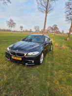 BMW 5-Serie 3.0 535I m Xdrive  nieuwstaat, Auto's, Automaat, Zwart, 2000 kg, Adaptieve lichten