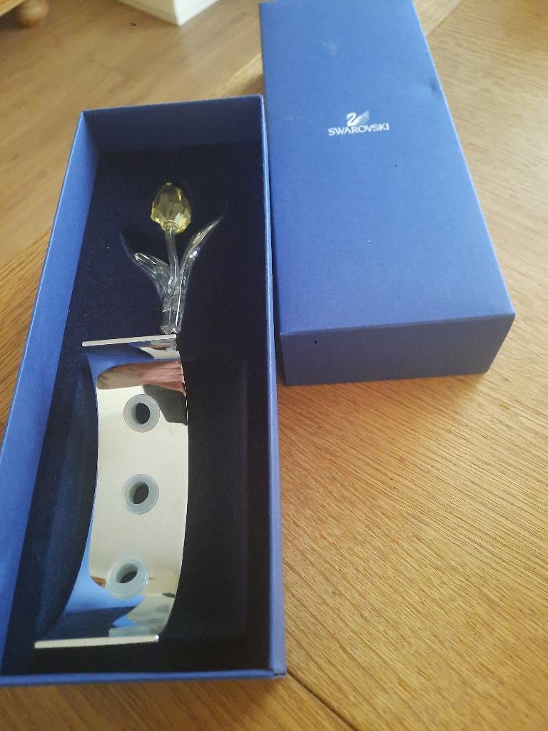 Swarovski. Gele tulp met staander in box, Verzamelen, Ophalen, Zo goed als nieuw, Figuurtje
