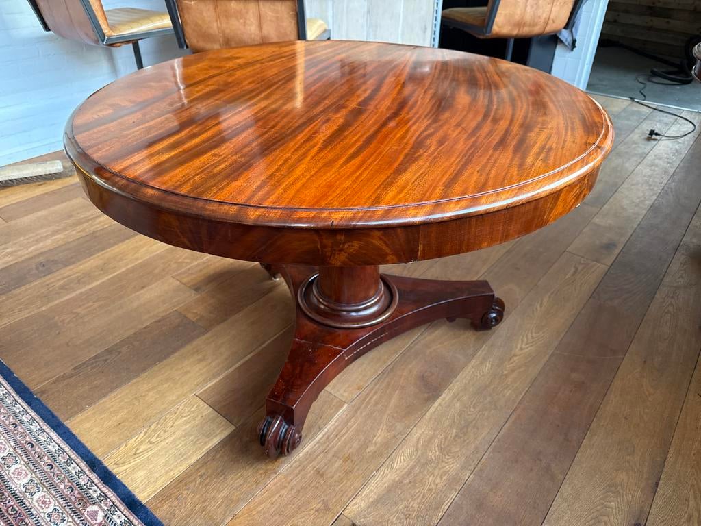 Regency stijl ronde tafel / Engelse stijl pedestal table, Antiek en Kunst, Antiek | Meubels | Tafels, Ophalen