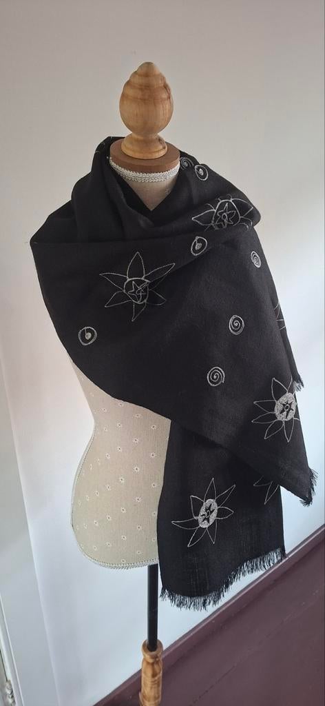 Anne-Claire Petit sjaal 100% wol, Ophalen of Verzenden, Nieuw, Sjaal