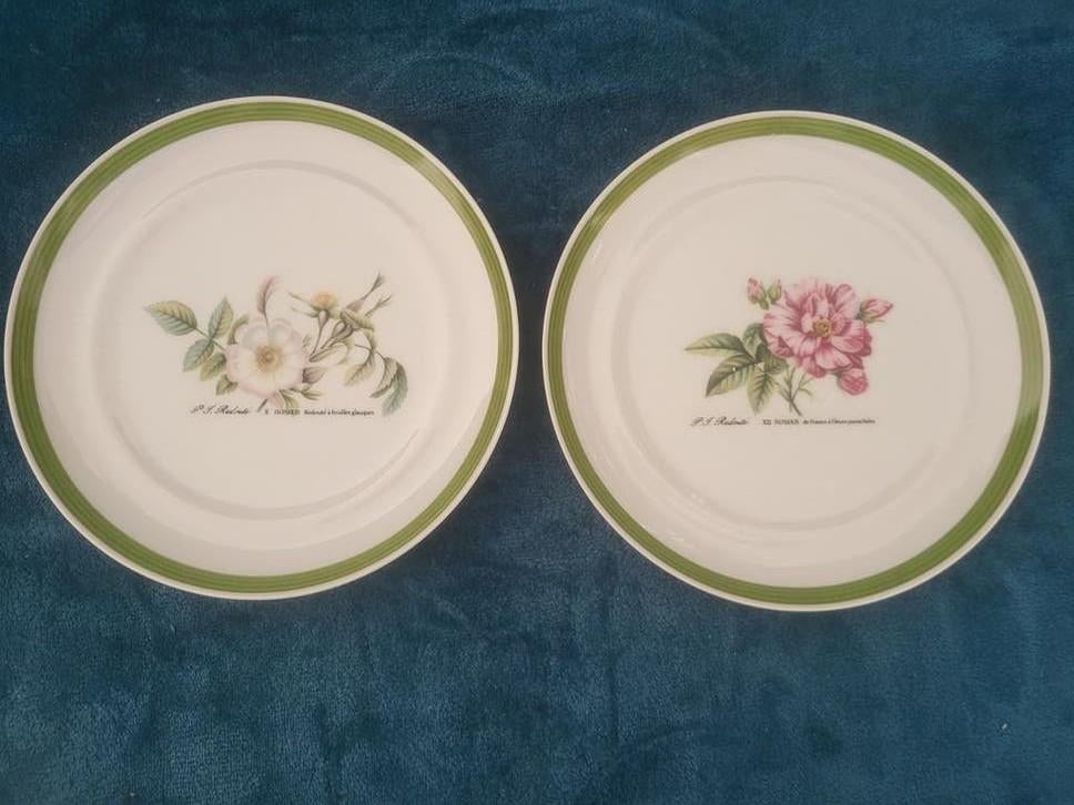 2 Hutschenreuther P.J. Redouté Rosier de France borden, Antiek en Kunst, Antiek | Porselein, Ophalen