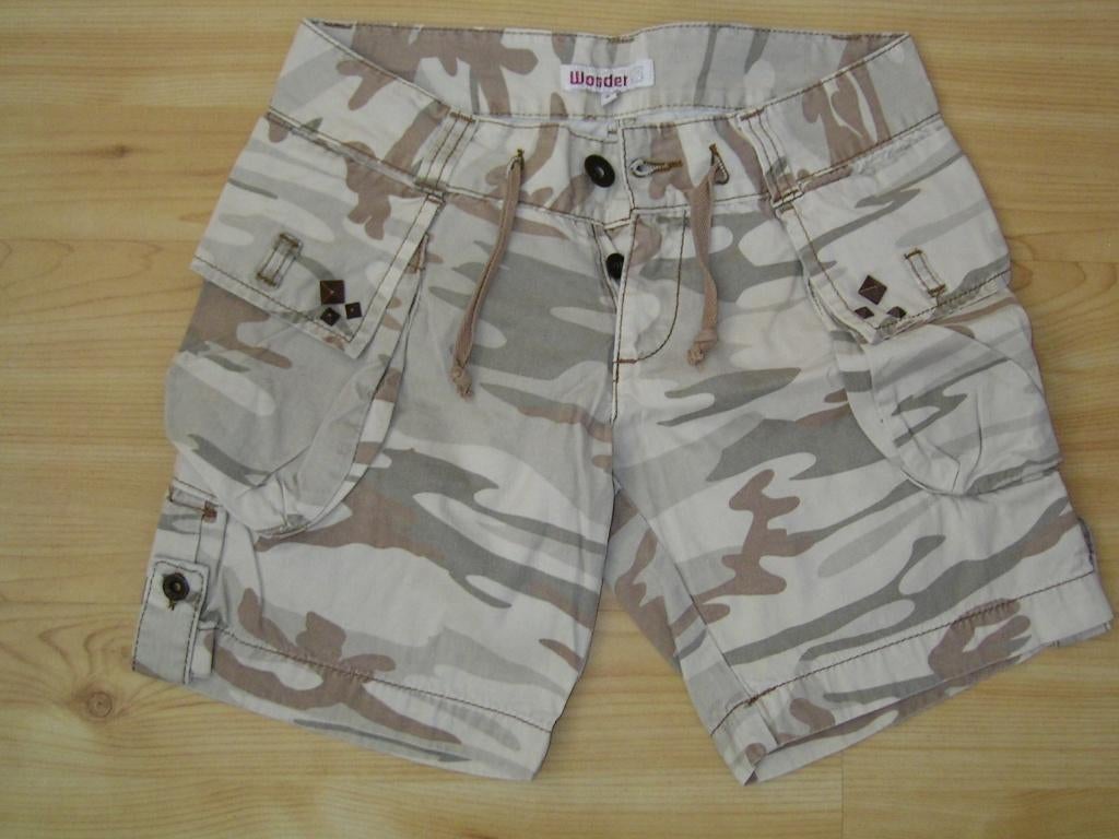 Coolcat camouflage korte broek 34, Kleding | Dames, Broeken en Pantalons, Overige kleuren, Kort, Ophalen of Verzenden, Zo goed als nieuw
