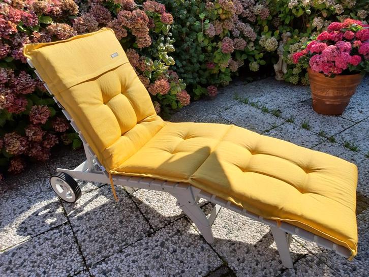 Ligstoelen twee stuks, Tuin en Terras, Ligbedden, Zo goed als nieuw, Kunststof, Inklapbaar, Verstelbaar, Verrijdbaar, Ophalen