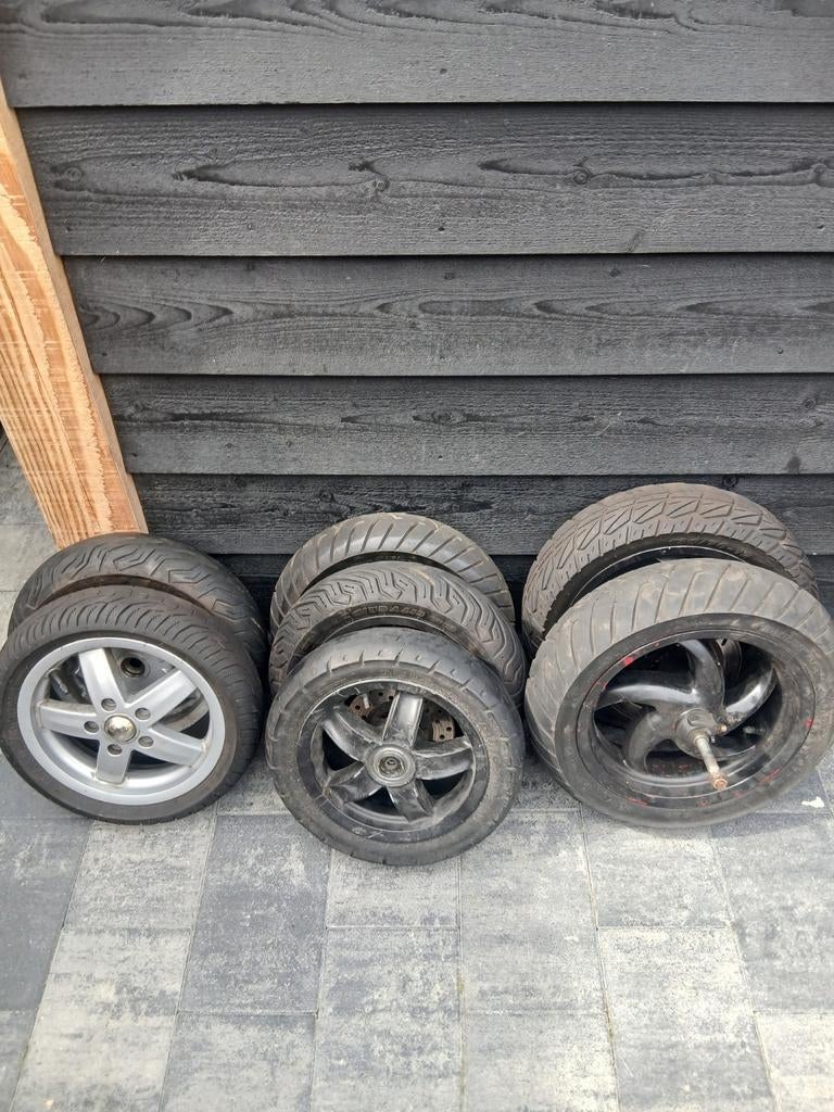 Partij wielen. Piaggio, gilera, vespa, Ophalen, Overige typen