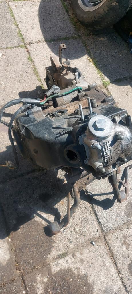 Speedfight 3 of 4 donor motor, Ophalen, Blok, Peugeot