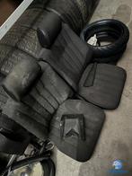 Originele Mercedes W201 190 comfort geveerde stoelenset arms