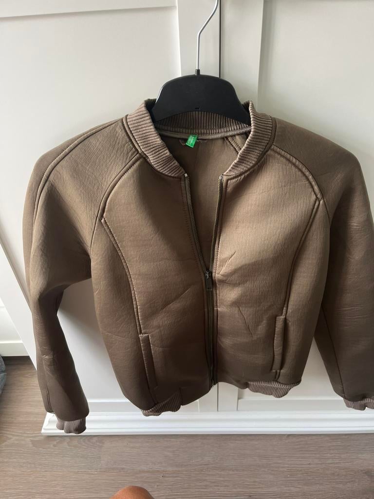 Vest groen, Kleding | Dames, Truien en Vesten, Ophalen of Verzenden, Gedragen, Maat 38/40 (M), Groen