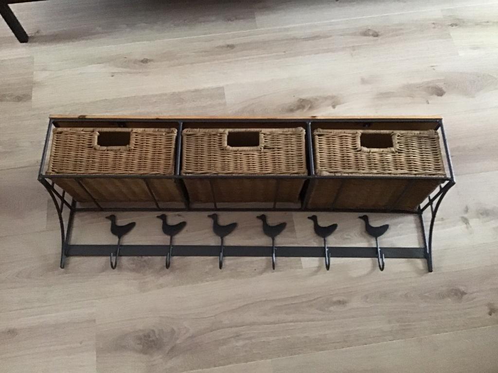 Wandkapstok , met rieten mandjes.. Ophalen !,,, Huis en Inrichting, Woonaccessoires | Kapstokken, Ophalen of Verzenden, Zo goed als nieuw