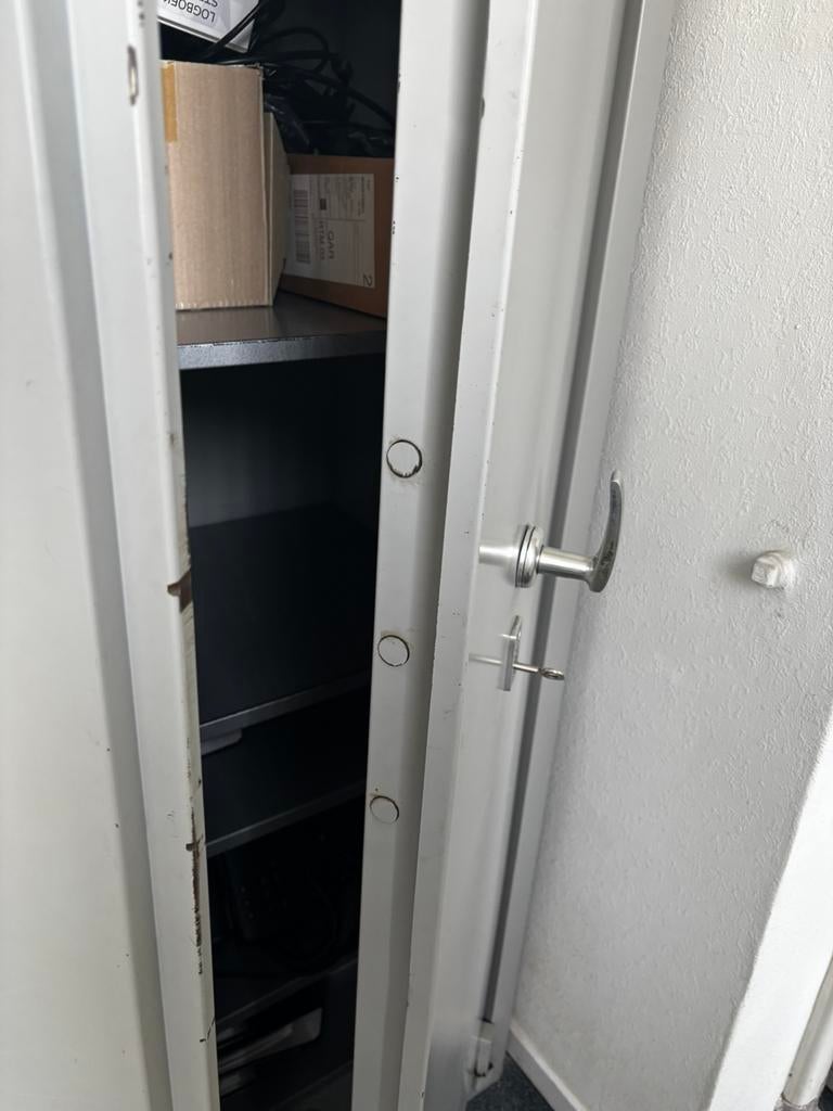 Kast, Ophalen, Gebruikt