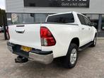 Toyota Hilux 2.4 D-4D-F Double Cab Professional Automaat, Auto's, Automaat, Stof, Gebruikt, 4 cilinders