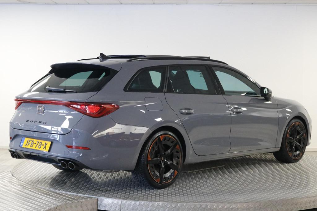 CUPRA Leon Sportstourer 2.0 TSI 300 PK Automaat! Carplay | L, Auto's, Cupra, Bluetooth, Gebruikt, 4 cilinders, 1984 cc