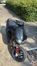 Gilera Runner + roof boxer helm, Ophalen, Gilera, Overige modellen, Maximaal 45 km/u