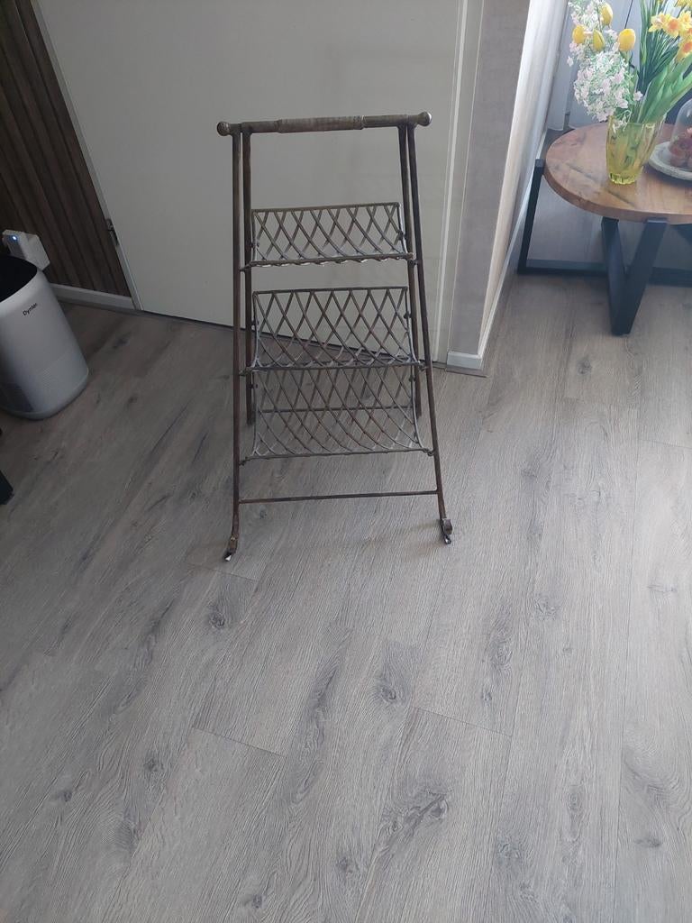 Vintage tijdschriften rek, Ophalen