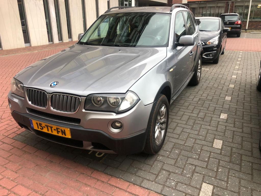 Mooie BMW X3 2.5 SI AUT 2007 Grijs 218PK, Auto's, Automaat, 1730 kg, 1800 kg, Zwart