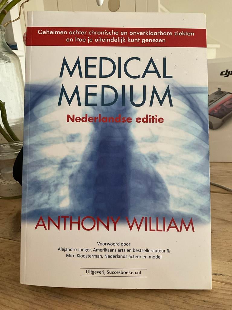 Nieuw: Medical Medium - Nederlandse editie, Ophalen of Verzenden, Gelezen, Gezondheid en Conditie