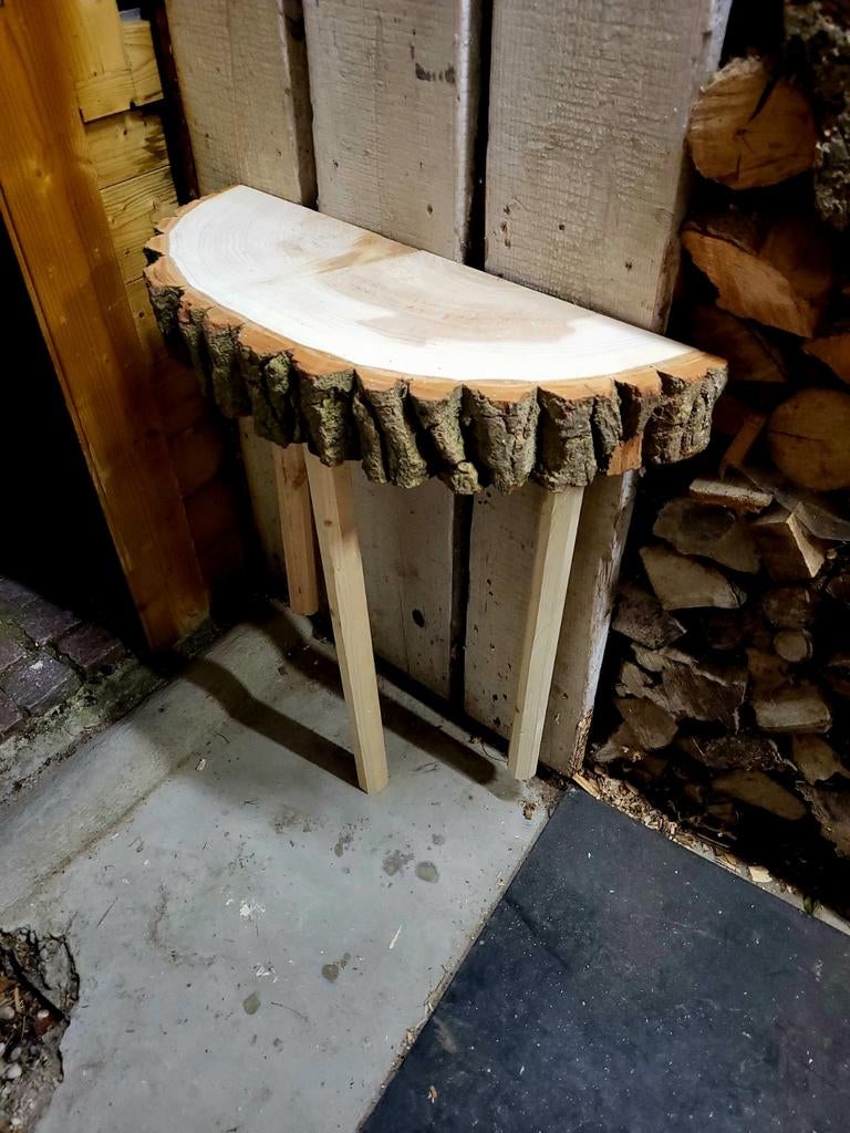 Ambachtelijk gemaakt houten tafeltje, Ophalen, 50 tot 100 cm, Rustiek, Ambachtelijk, Natuurlijk, Nieuw