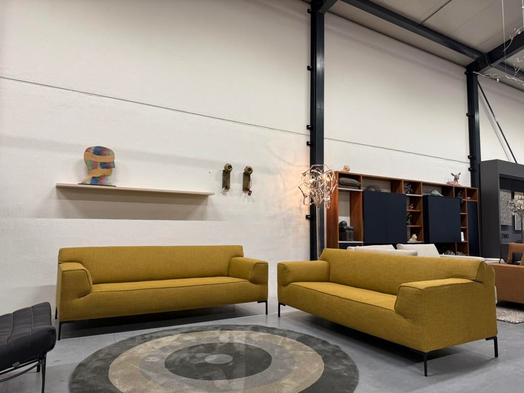 2 Nieuw Design on Stock Bloq 3 & 2,5 zits Bank Amaro Geel, Huis en Inrichting, Banken | Bankstellen, Nieuw, Rechte bank, Driepersoons