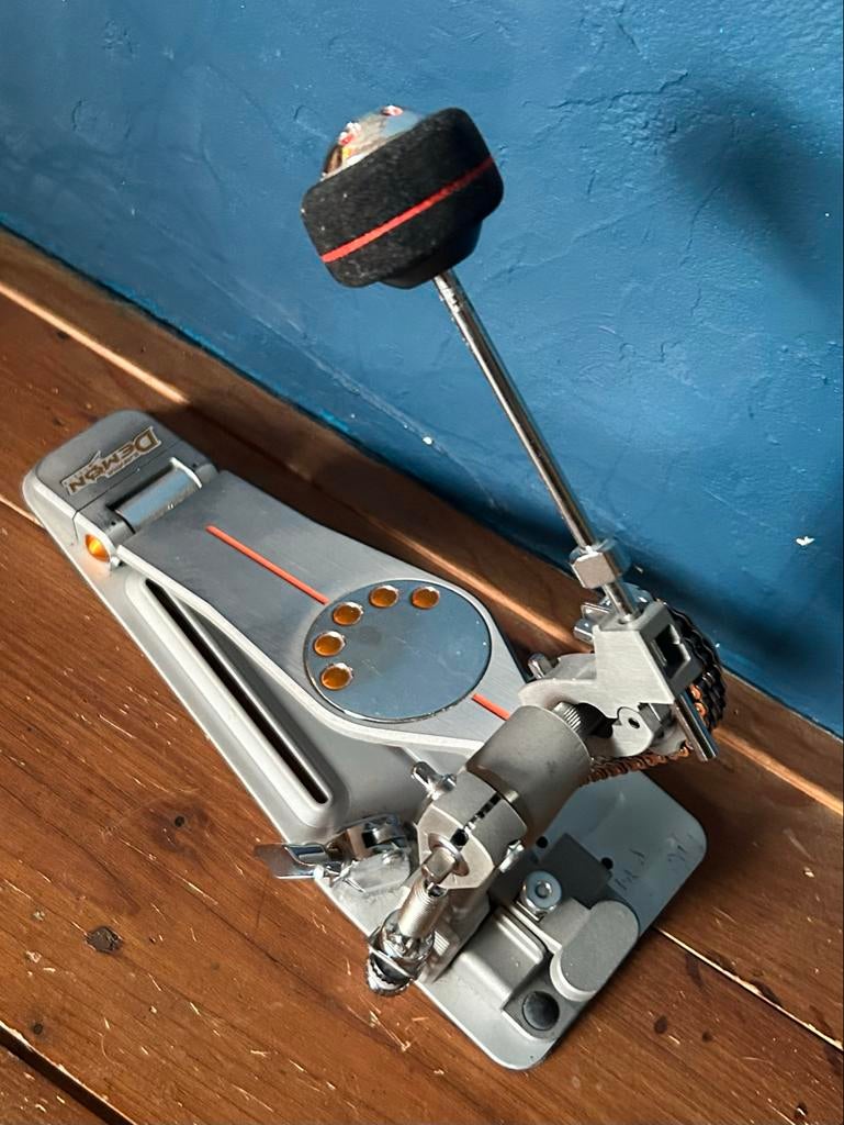 Pearl Demon Chain Bassdrum Pedaal (P-3000C) - High-end, Muziek en Instrumenten, Japan, Pearl, Drums of Percussie, Ophalen of Verzenden