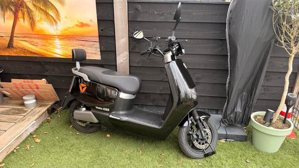 Yadea E8S elektrische scooter 500 km, Ophalen, Gebruikt, Maximaal 45 km/u, Elektrisch