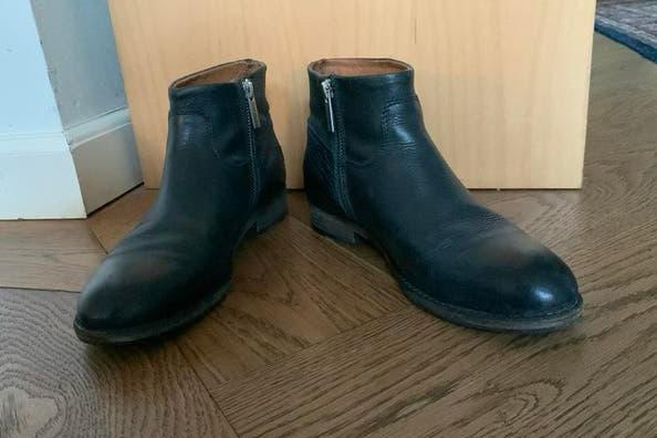 Shabbies blauwe leren enkellaarzen met rits, laag hakje 38,5, Kleding | Dames, Schoenen, Ophalen of Verzenden, Gedragen, Blauw