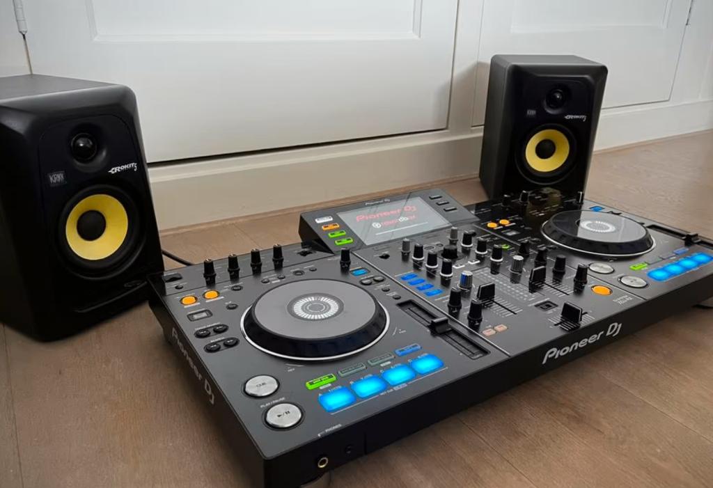 XDJ RX All-in-one DJ System Flightcase ddj 1000 cdj 2000 2 3, Muziek en Instrumenten, Dj-sets en Draaitafels, Ophalen of Verzenden