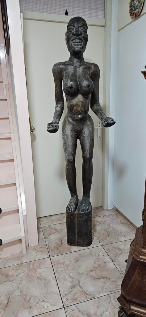 Groot houten beeld van een vrouw - Afrikaanse stijl, Ophalen of Verzenden, 1 meter - 2 meter, Beeld, Hout