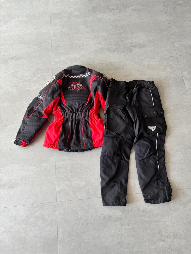 Kind motorpak 140, Ophalen of Verzenden, Zo goed als nieuw, Jongetje of Meisje, Setje