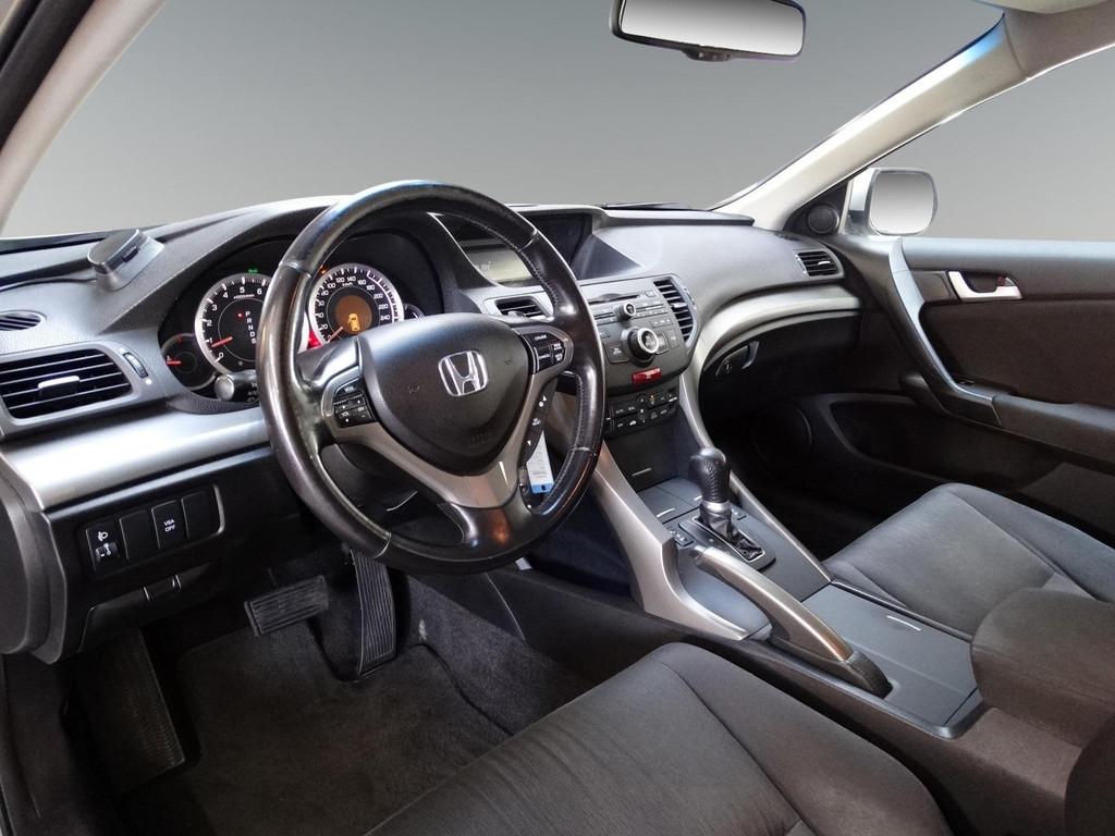 Honda Accord Tourer 2.0i Elegance automaat / Trekhaak /, Auto's, Honda, Gebruikt, Origineel Nederlands, Euro 4, 500 kg