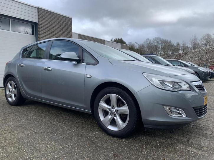 Opel Astra 1.4 Turbo Cosmo DEALER onderhouden CarPlay Airco, Auto's, Opel, Bedrijf, Te koop, Astra, ABS, Achteruitrijcamera, Airbags