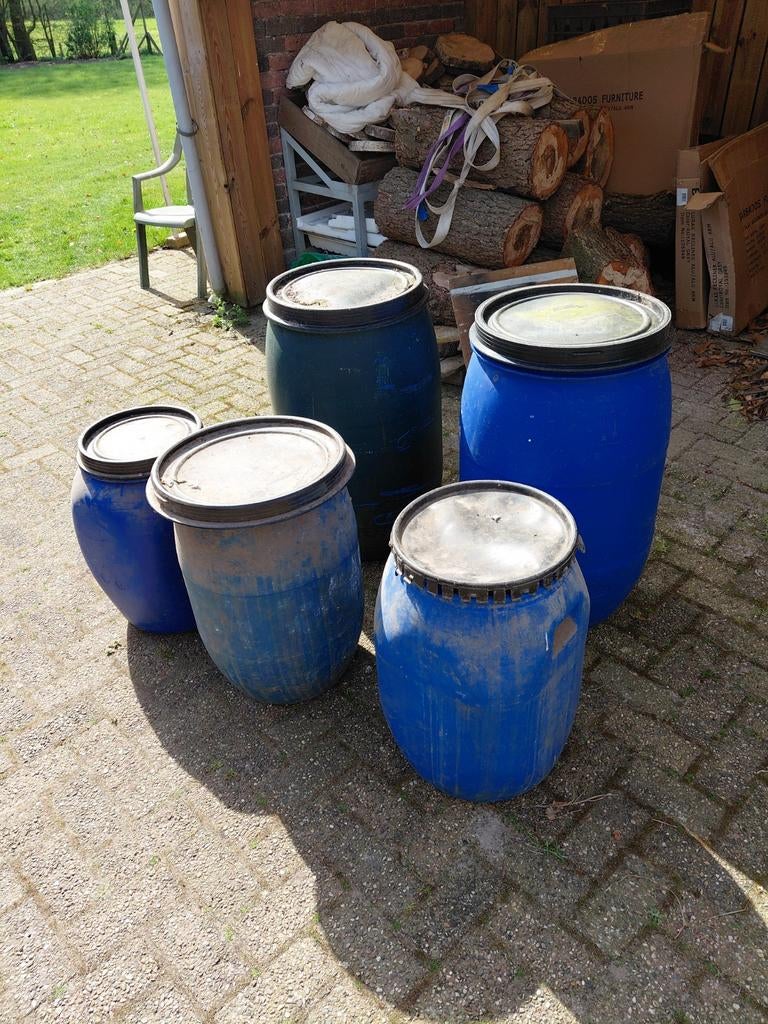 Vat, vaten, regenton, ton, regenvat, voerton, Ophalen, Rond, Kunststof