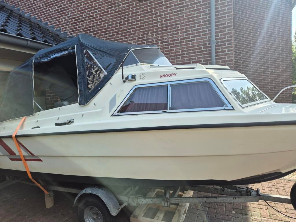 Kajuitboot inclusief trailer 6meter 15pk yahama 4takt, Watersport en Boten, Ophalen of Verzenden, Minder dan 70 pk, 3 tot 6 meter