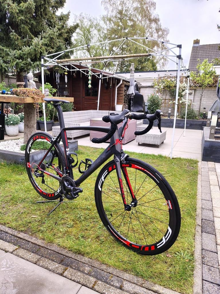 Eddy Merckx Mourenx racefiets M/L, volledig carbon, Fietsen en Brommers, Fietsen | Racefietsen, Carbon, Meer dan 20 versnellingen