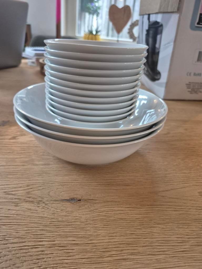 Casa Mesa bakjes - Set van 12 witte kommetjes, 3 grote, Ophalen, Gebruikt, Keramiek, Kom(men)